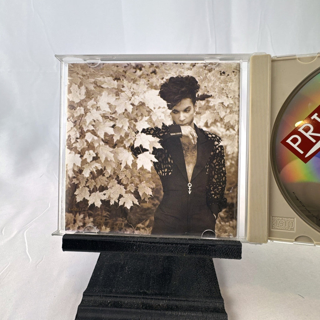 Prince The Hits 1 1993 CD compilation in jewel case with booklet on Paisley Park Records