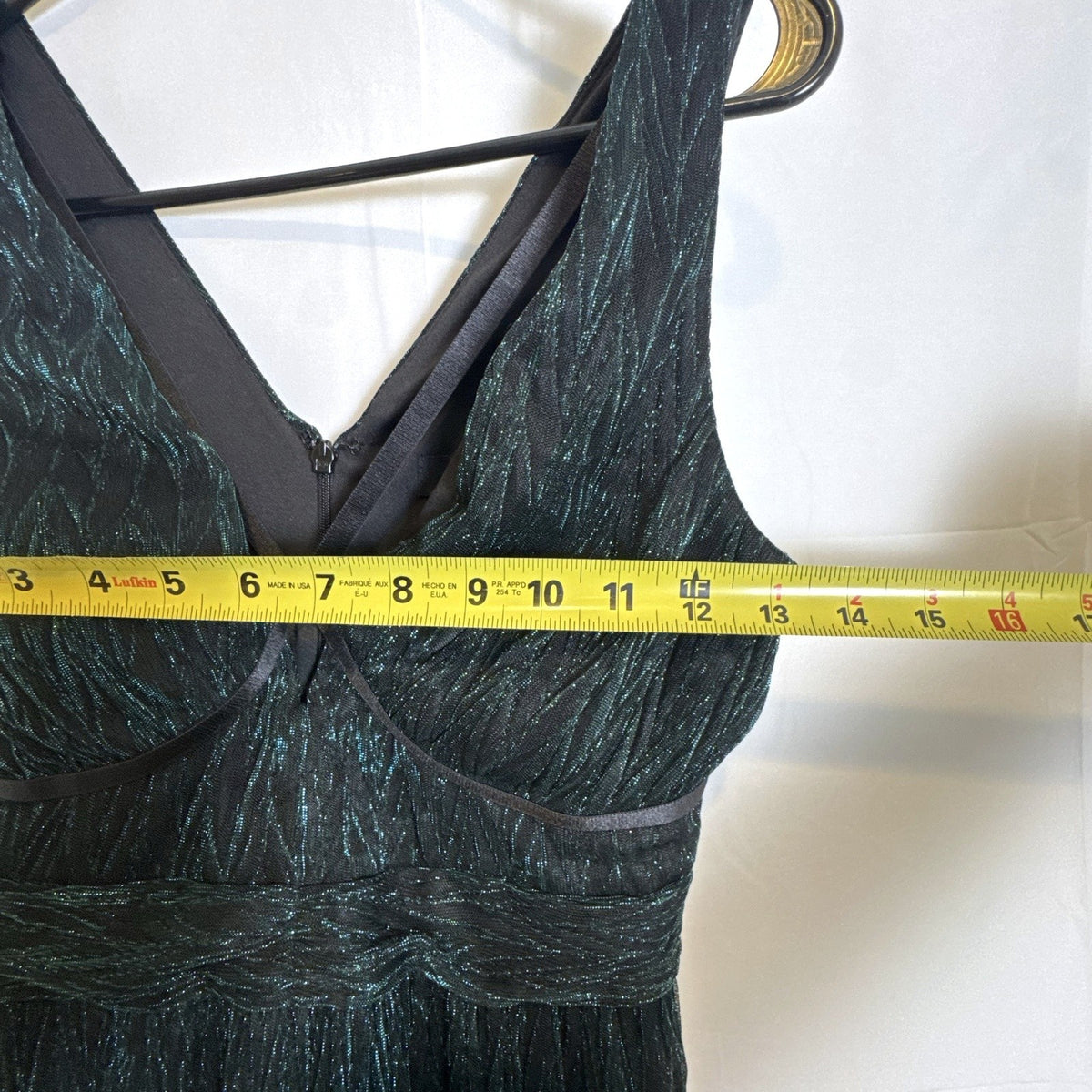 GUESS brand new with tags metallic emerald green and black v-neck crinkle maxi dress in size 4.