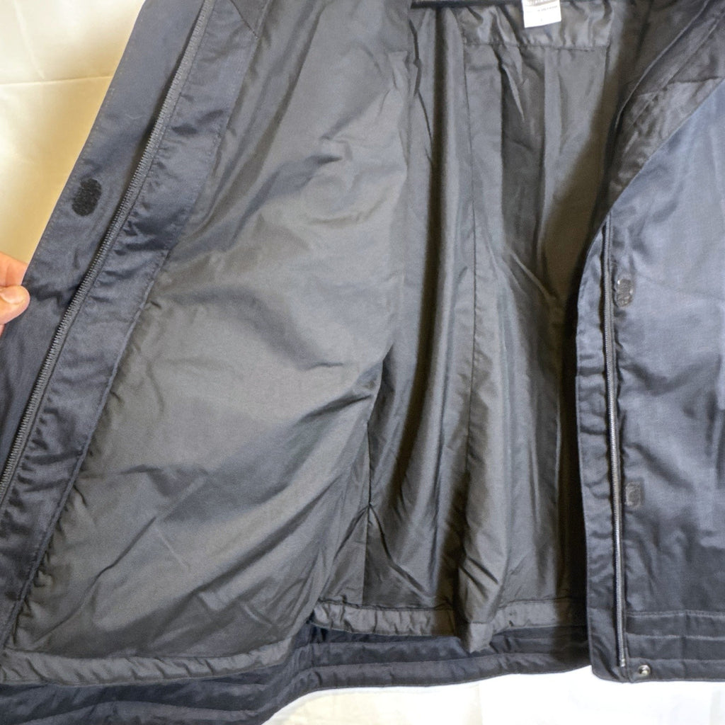 Columbia Women's Large black Interchange winter coat featuring a plush faux fur collar and full zip front.