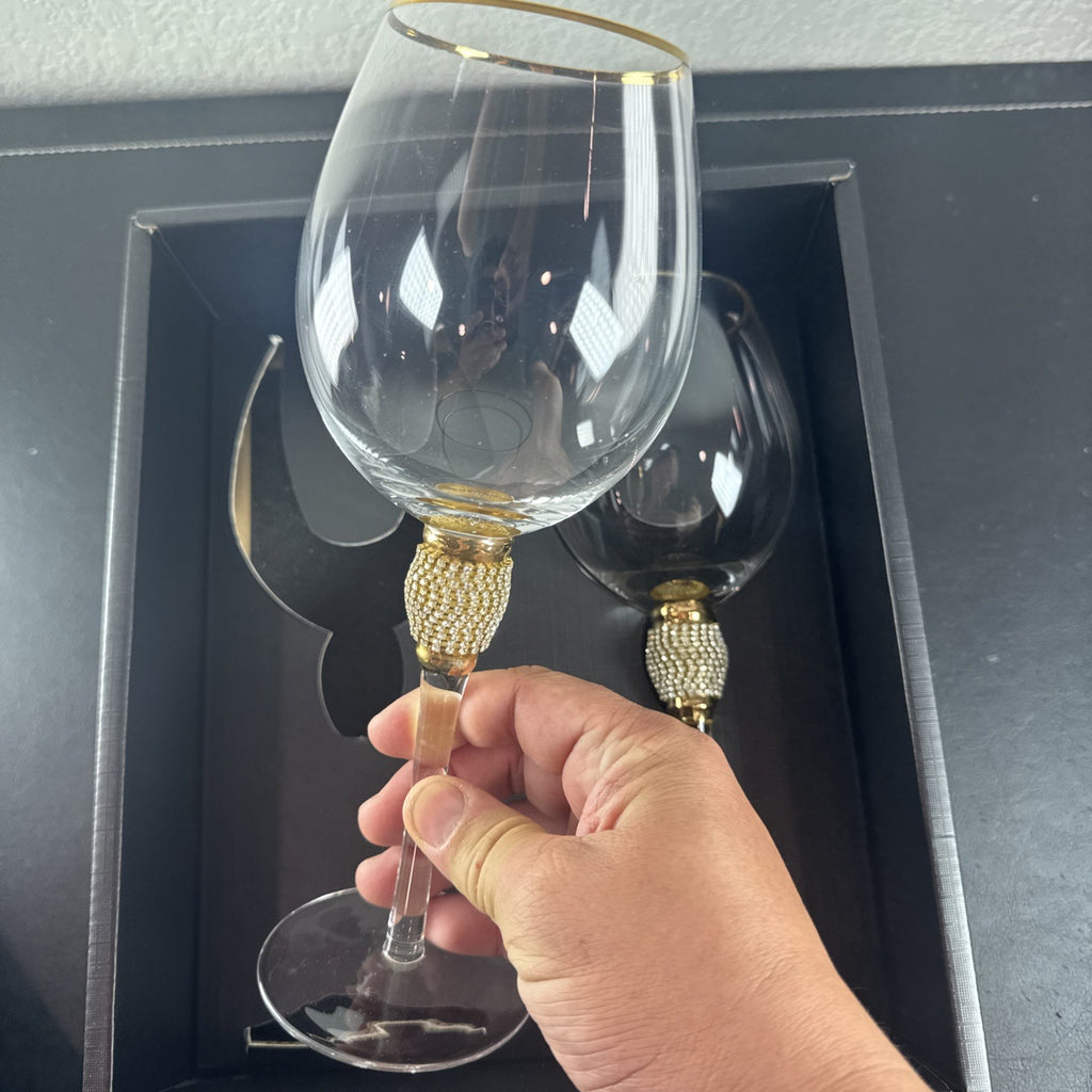 Trinkware clear glass wine goblets set of 2 with gold rims and diamond rhinestone stem accents