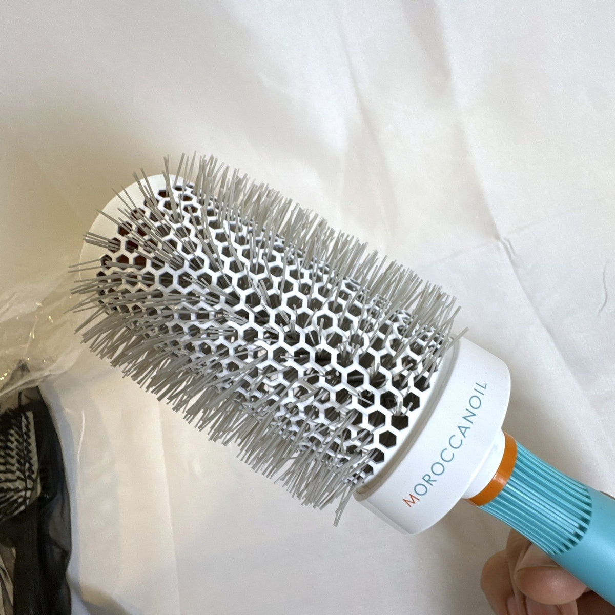 New Moroccanoil 55mm ceramic round brush and Shu Uemura Acca Kappa paddle brush set in original packaging