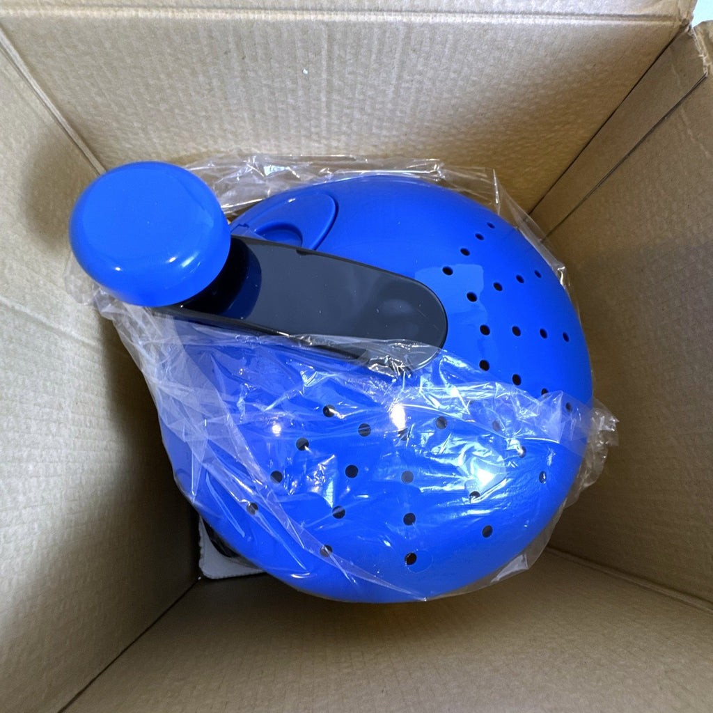 Smart Planet 1995 electric macaroni and cheese maker in blue and yellow, brand new in original box