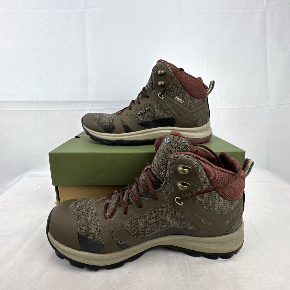 KEEN women's Terradora II Mid WP waterproof hiking boots in Dusty Olive green and rose, size 7.5