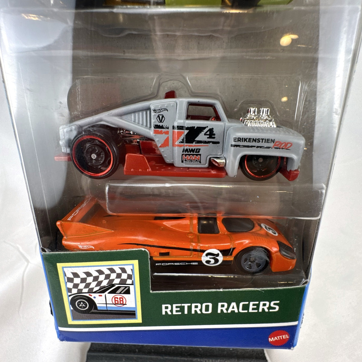 Hot Wheels Retro Racers 1:64 scale diecast 5-pack in sealed packaging featuring Porsche 917 LH and '70 Ford Mustang