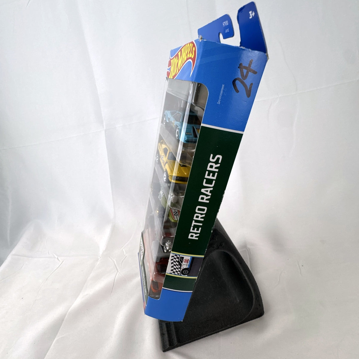 Hot Wheels Retro Racers 1:64 scale diecast 5-pack in sealed packaging featuring Porsche 917 LH and '70 Ford Mustang