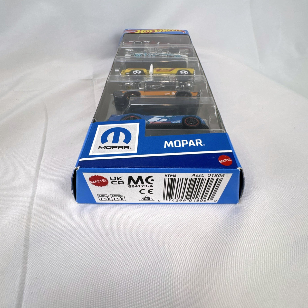 Hot Wheels Mopar 5-pack factory sealed 1:64 scale diecast set featuring Dodge Charger Daytona, Viper GTS-R, and Challenger.