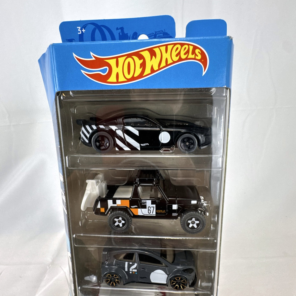 Hot Wheels Speed Blur 5-pack 1:64 scale diecast cars including Ford Mustang, Fiesta, and Jeepster Commando.