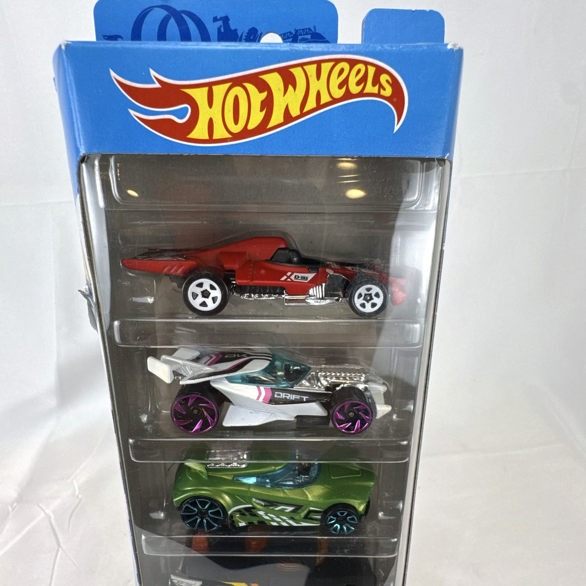 Hot Wheels Track Builder 5-pack 1:64 scale diecast cars including Drift King and Chicane in packaging