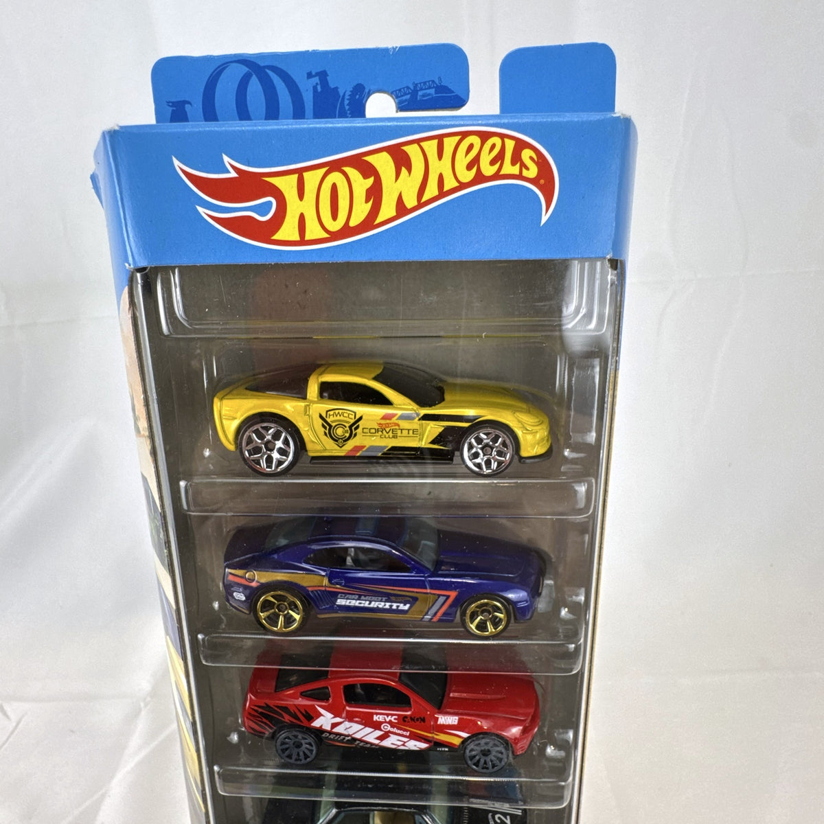 Hot Wheels Car Meet 5-pack 1:64 scale diecast cars in original packaging