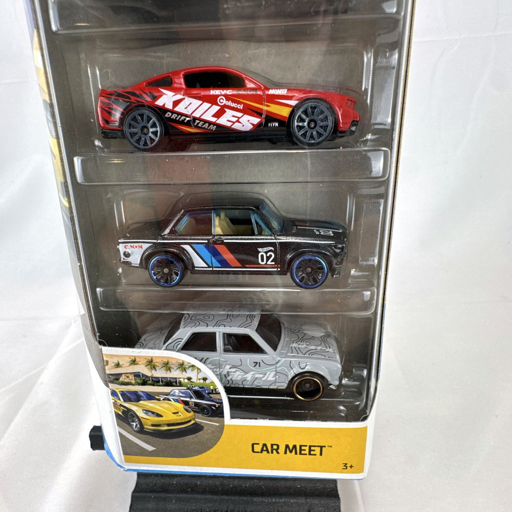 Hot Wheels Car Meet 5-pack 1:64 scale diecast cars in original packaging