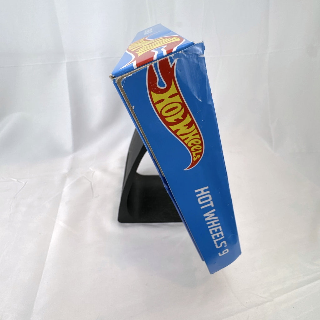 Hot Wheels 1:64 scale diecast fantasy cars set of 7 in original display box including Sharkruiser and Arachnorod models.