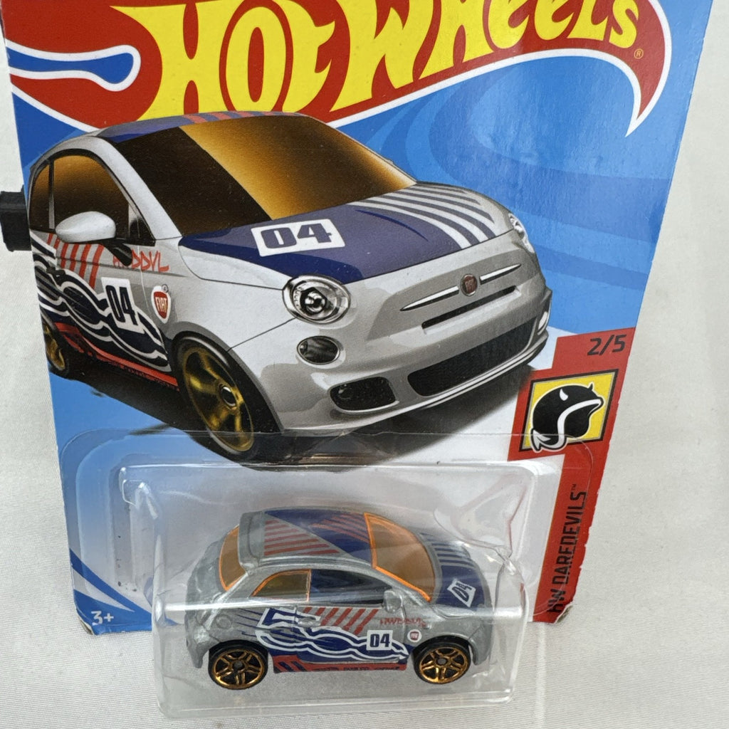 Hot Wheels 1:64 scale silver Fiat 500 HW Daredevils diecast model car sealed on original blister card