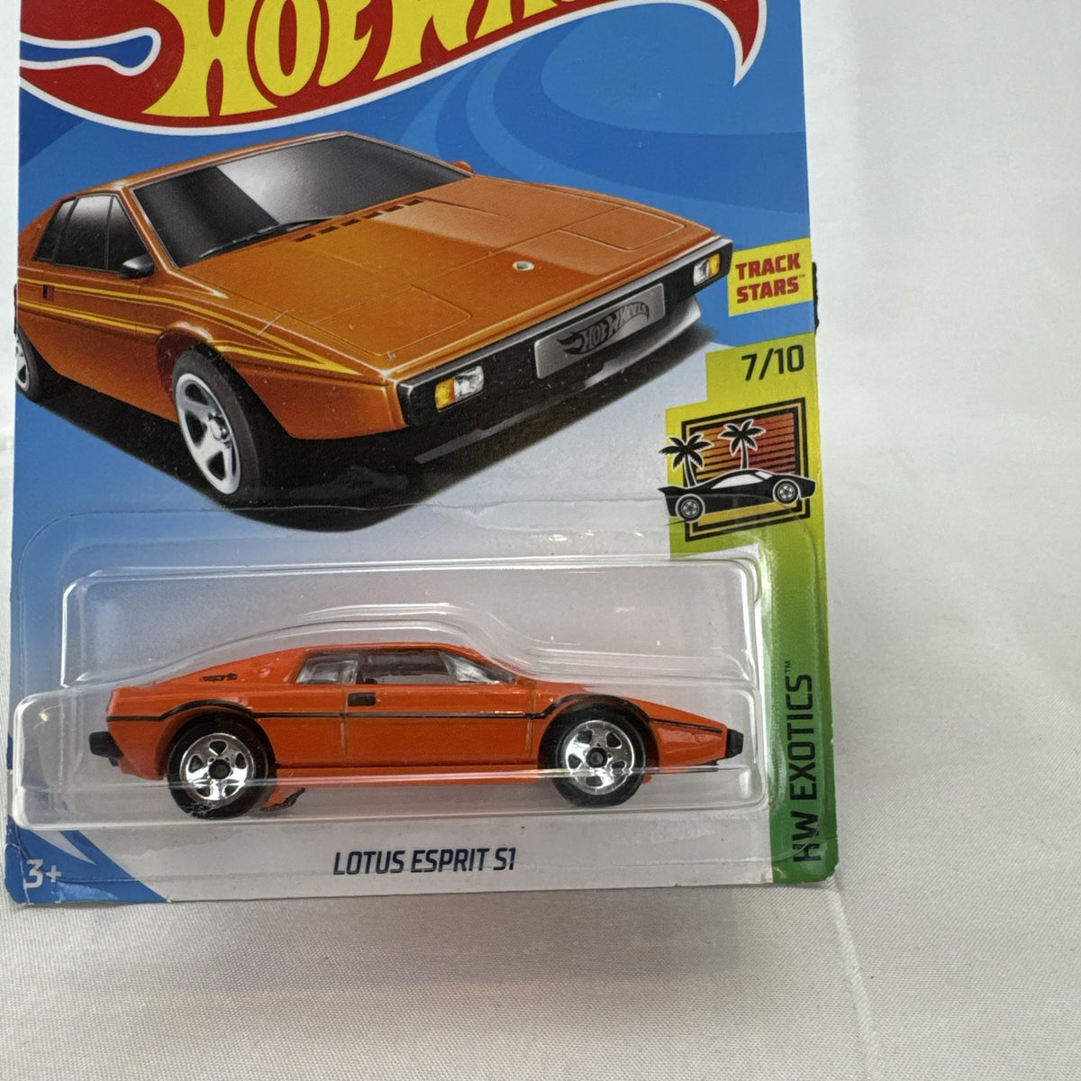 Hot Wheels Lotus Esprit S1 1:64 scale diecast sports car in gloss orange packaging
