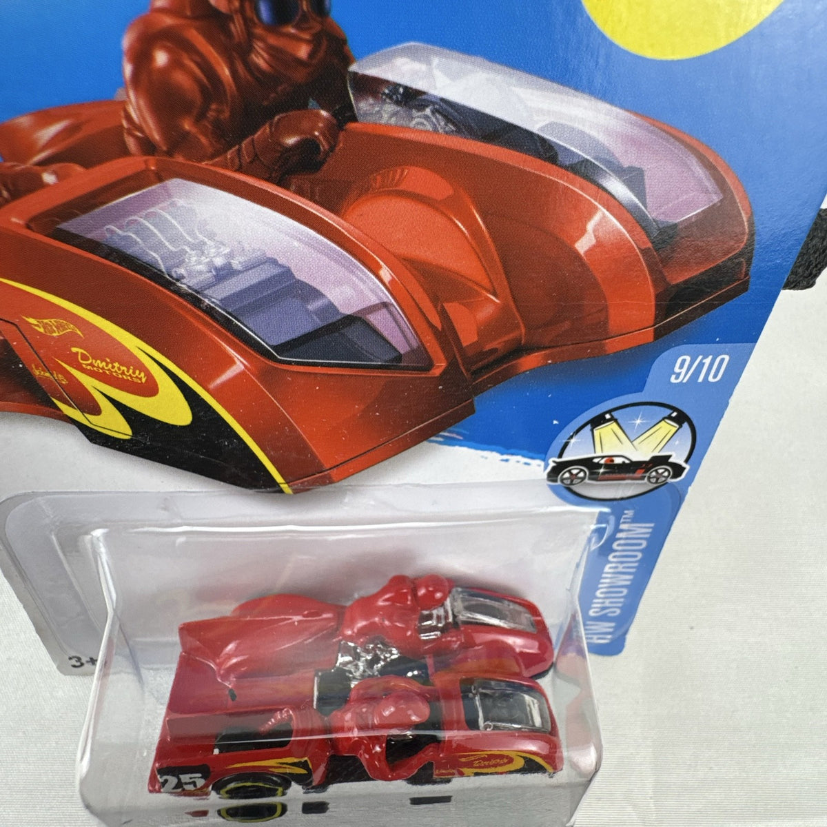 Hot Wheels 1:64 scale Side Ripper diecast car in red with flame graphics sealed on original 2016 card