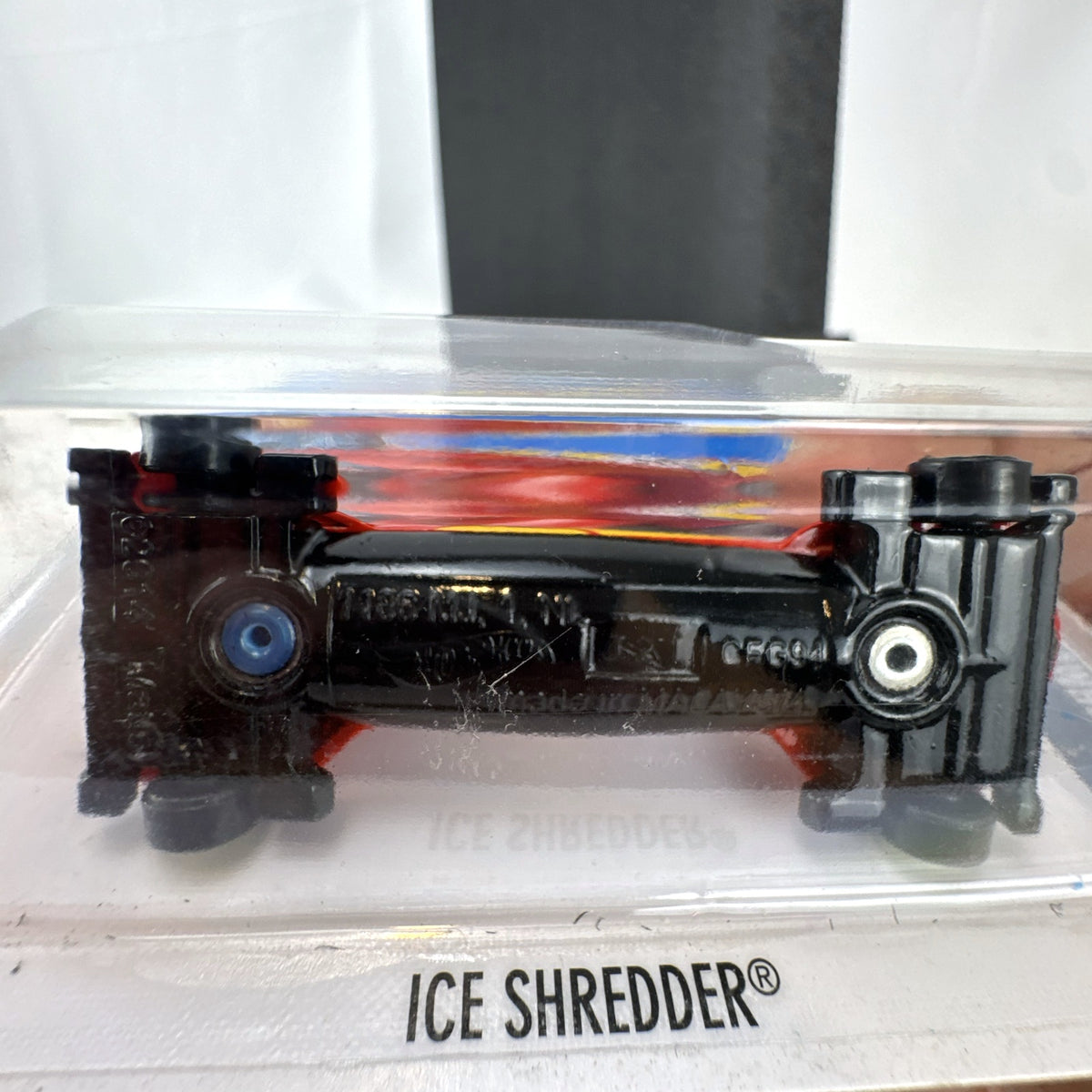 Hot Wheels Ice Shredder 1:64 scale red diecast bobsled sealed on HW Snow Stormers card