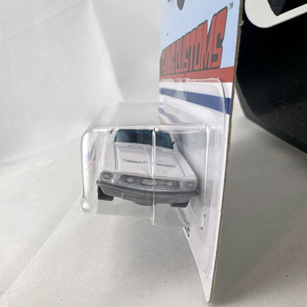 Hot Wheels Flying Customs 1:64 scale white 1967 Ford Mustang diecast car in original packaging
