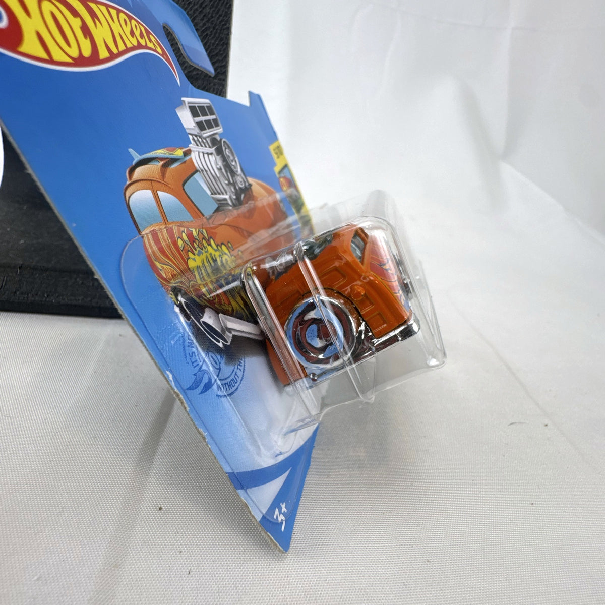 Hot Wheels Surf 'N Turf 2021 HW Art Cars 1:64 scale diecast wagon in bright orange packaging
