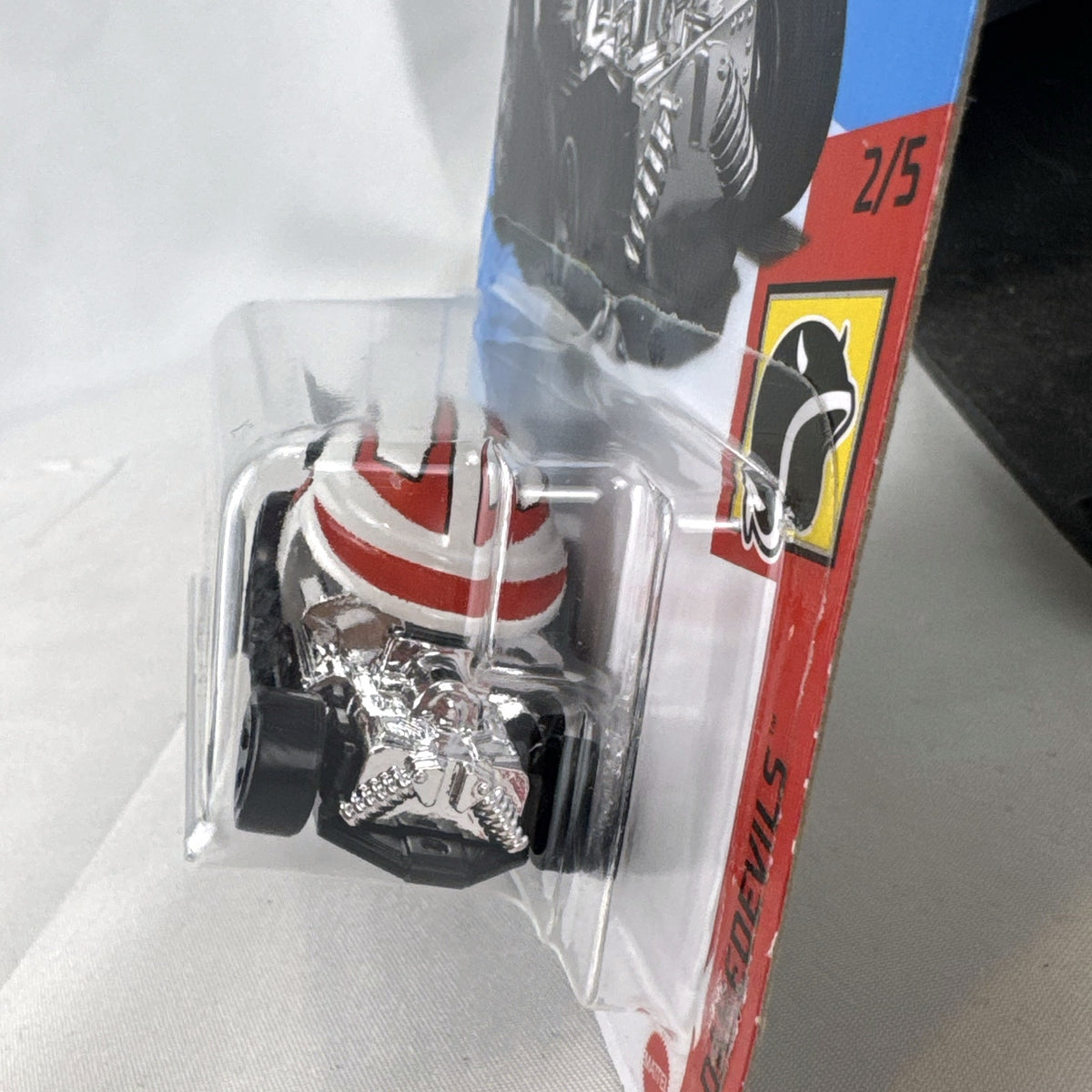 Hot Wheels 2021 Head Gasket HW Daredevils 1:64 scale white stunt diecast car factory sealed on blister card