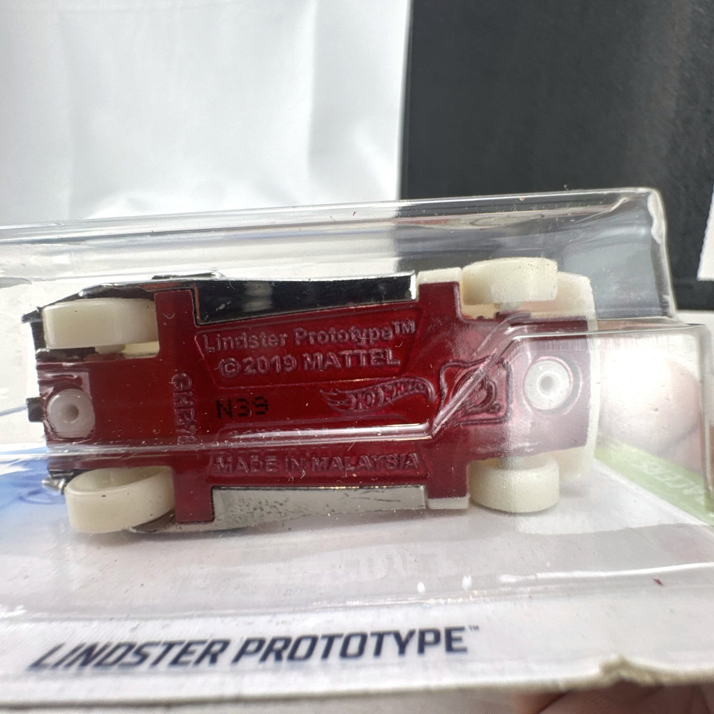 Hot Wheels Lindster Prototype HW Glow Racers 1:64 scale diecast car sealed on card