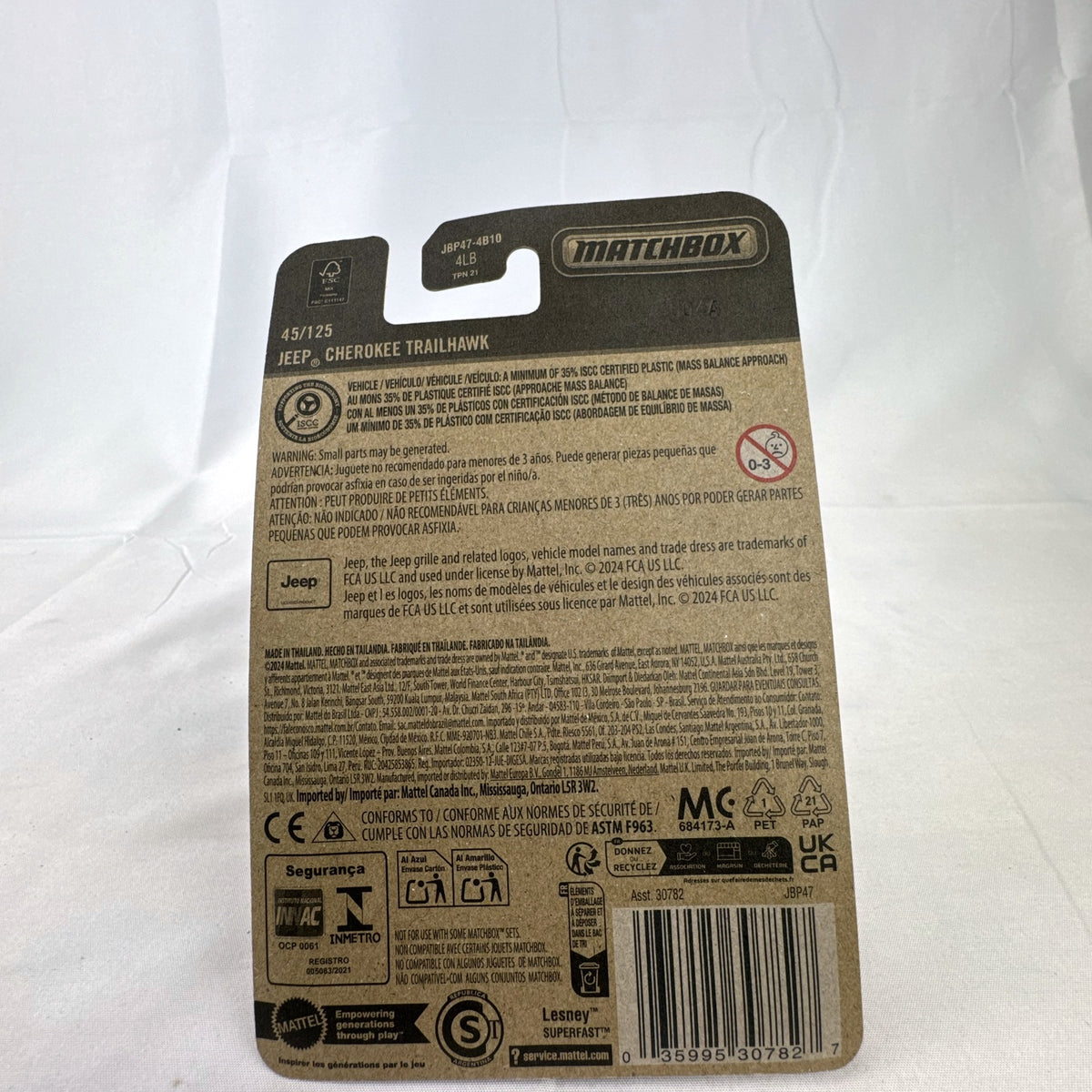 Matchbox 2014 Jeep Cherokee Trailhawk light blue 1:64 scale diecast model car sealed on original card