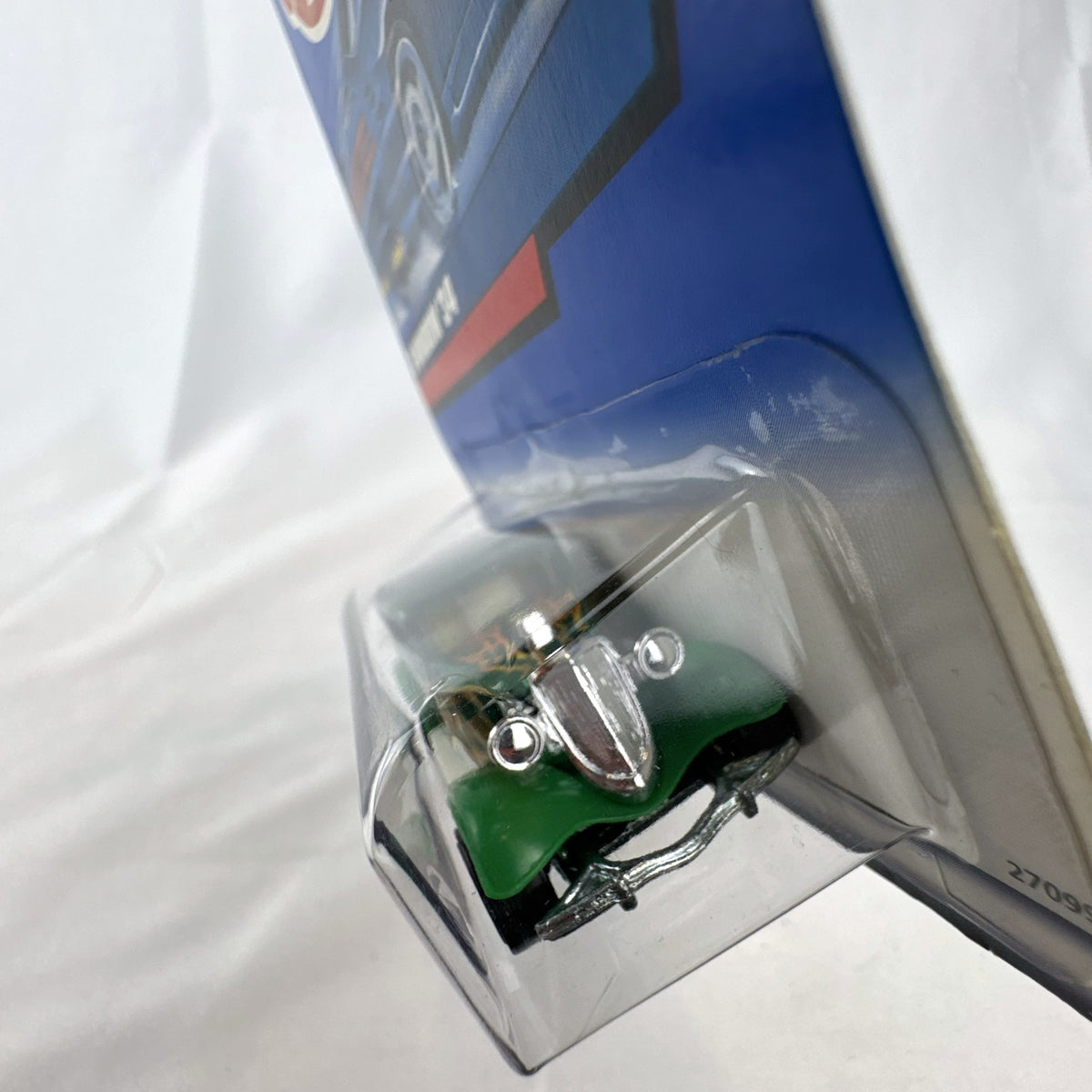 Hot Wheels 2000 Mainline 3-Window '34 Ford Coupe diecast car in metallic green factory sealed on card