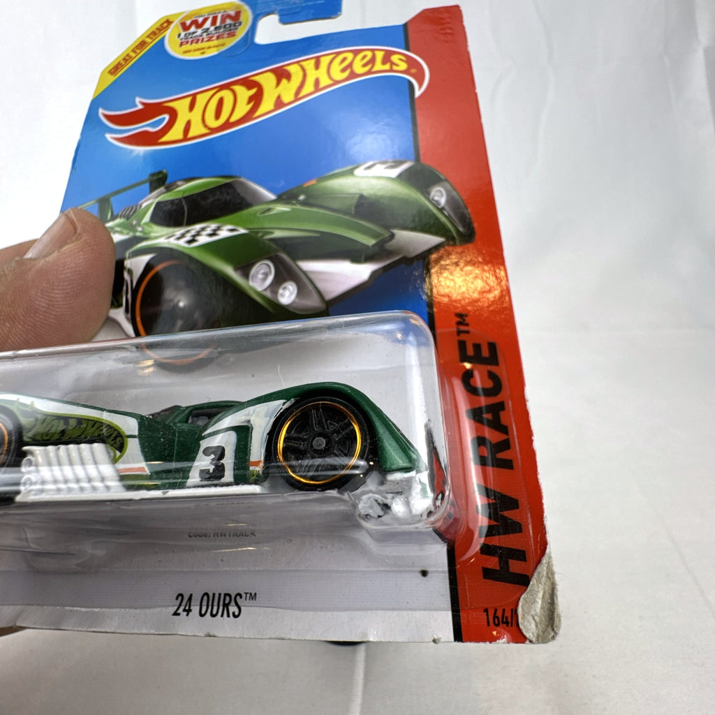 Hot Wheels 2014 24 Ours green endurance diecast race car sealed in original card packaging