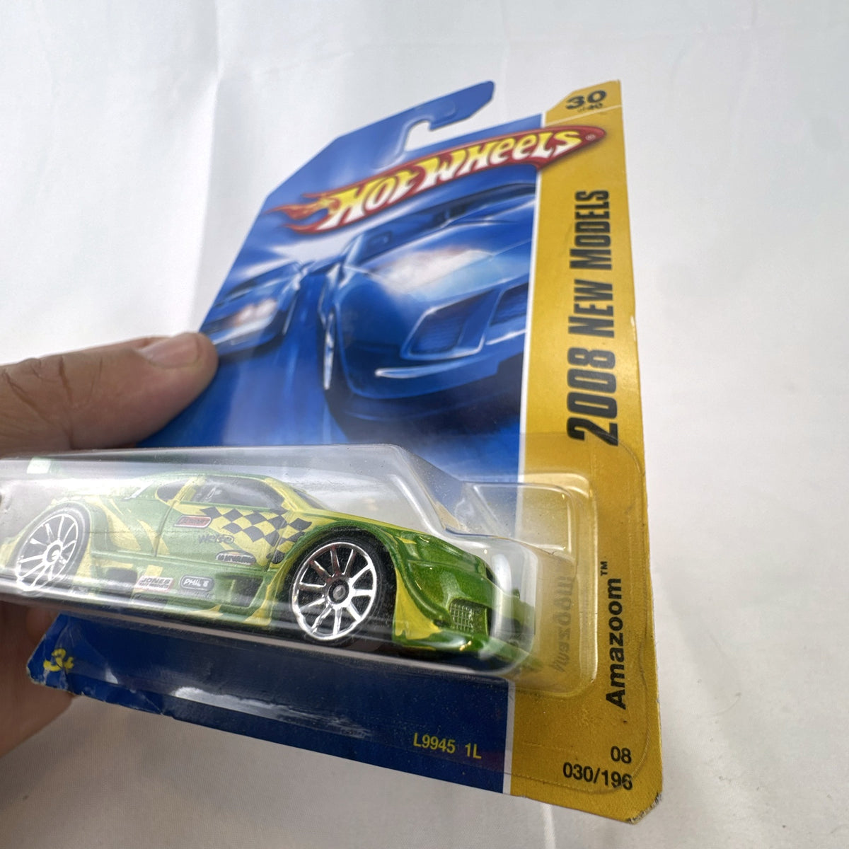 Hot Wheels 2008 New Models green Amazoom diecast race car sealed on original card