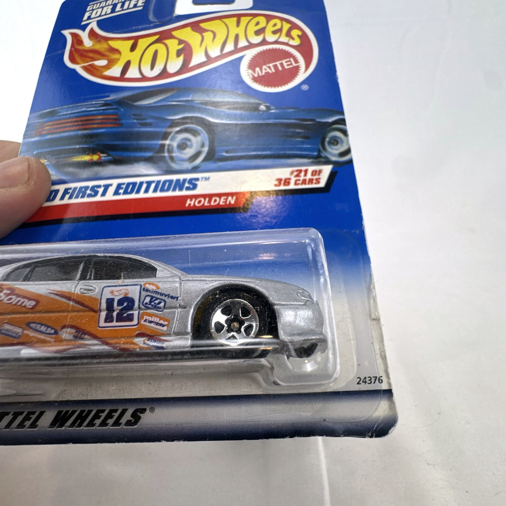 Sealed 2000 Hot Wheels First Editions silver Holden Commodore VT SS V8 Supercar diecast in original blister card packaging