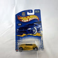 Hot Wheels 2002 First Editions Hyundai Spyder Concept diecast car in metallic gold, packaged on card