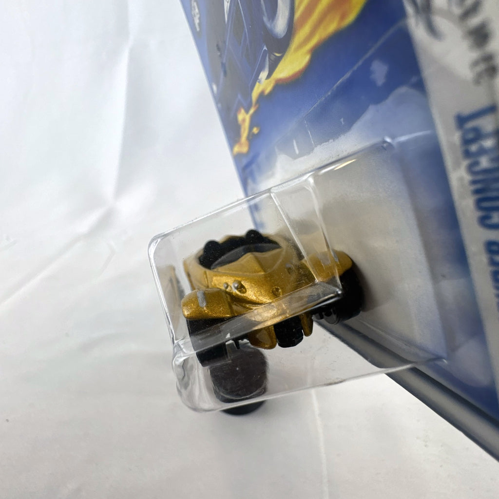 Hot Wheels 2002 First Editions Hyundai Spyder Concept diecast car in metallic gold, packaged on card
