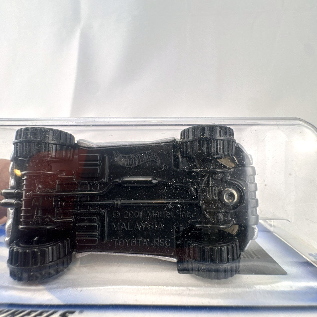 Factory sealed 2002 Hot Wheels First Editions Toyota RSC Concept 1:64 scale silver diecast car on card