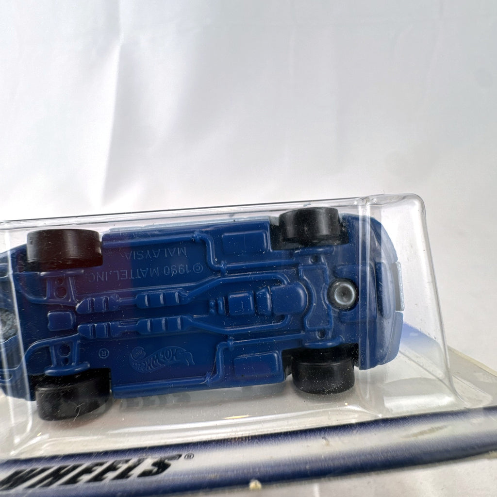 Hot Wheels BMW 850i diecast coupe in metallic light blue sealed on original blister card