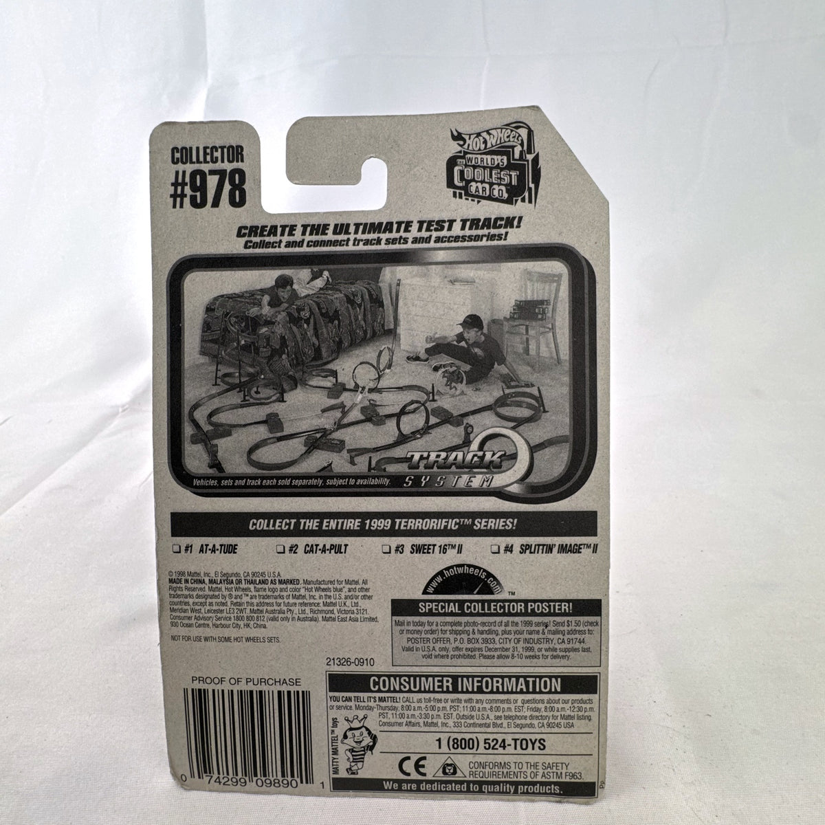 Factory sealed Hot Wheels Cat-A-Pult 1:64 scale diecast car in bright orange from the 1999 Terrorific Series.