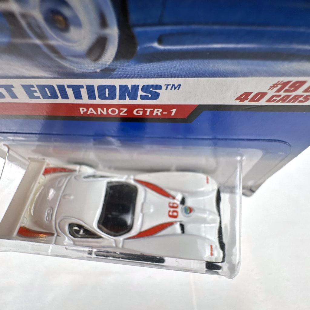 Hot Wheels 1998 First Editions Panoz GTR-1 1:64 scale diecast car in white packaging