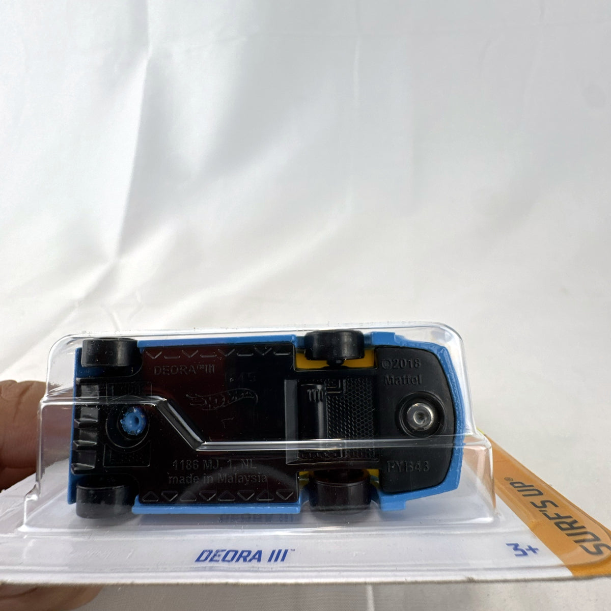 Hot Wheels Deora III Surf's Up 1:64 scale blue diecast truck in original packaging