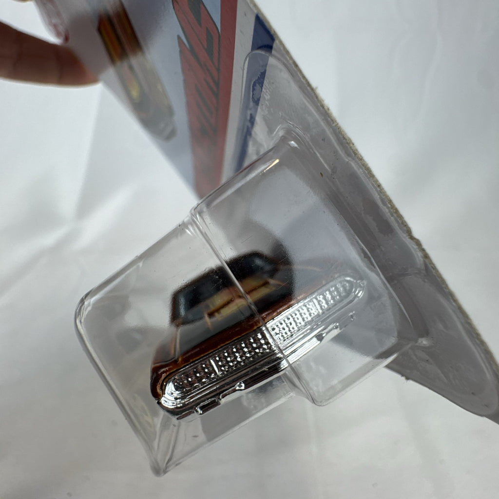 Hot Wheels 1970 Ford Torino Flying Customs 1:64 diecast car in metallic brown on original blister card