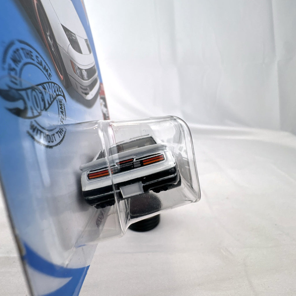 Hot Wheels 1:64 scale diecast Nissan 300ZX Twin Turbo HW Rescue Japanese police car unopened on card