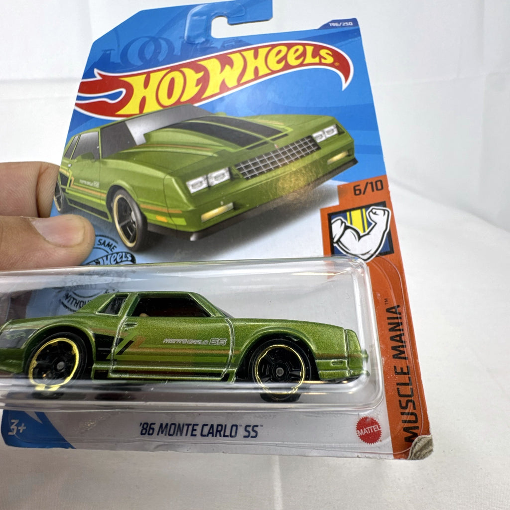 Hot Wheels 1:64 1986 Chevrolet Monte Carlo SS Muscle Mania in metallic green