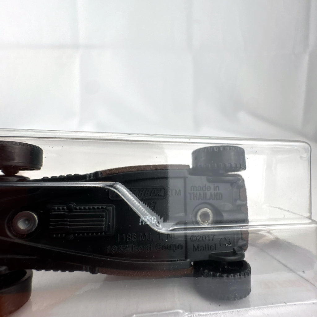 Matchbox 1933 Ford Coupe hot rod diecast car in matte brown 1:64 scale unopened blister pack