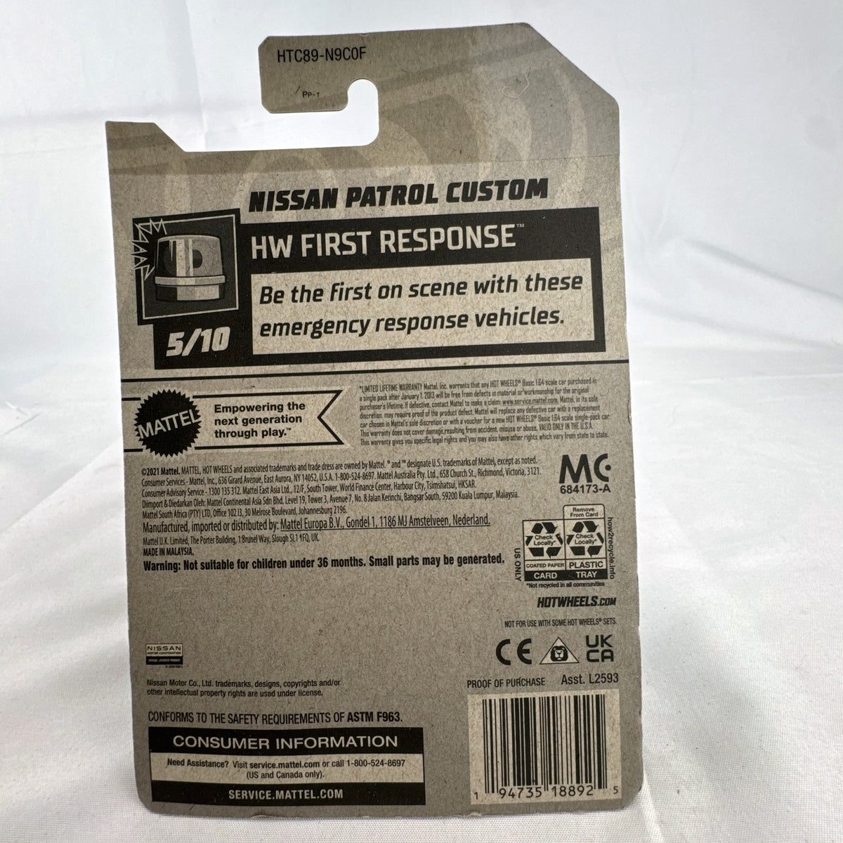Hot Wheels Nissan Patrol Custom 1:64 diecast truck in green Mountain Rescue livery sealed on card.