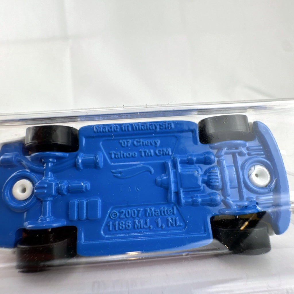 Hot Wheels 2007 Chevrolet Tahoe 1:64 scale diecast SUV in original sealed packaging