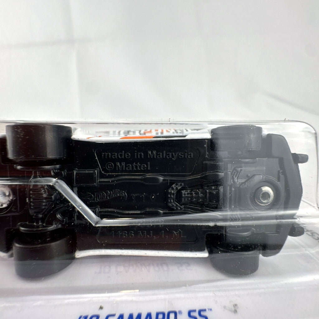 Hot Wheels 1:64 scale 2010 Chevy Camaro SS HW First Response police diecast car sealed in blister card.