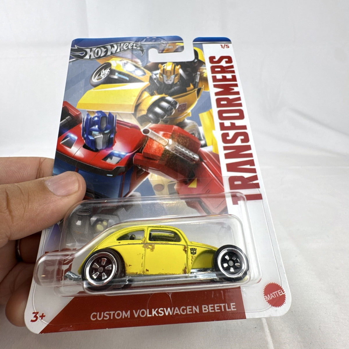 Hot Wheels 1:64 Custom Volkswagen Beetle Transformers Bumblebee yellow diecast car in original sealed package