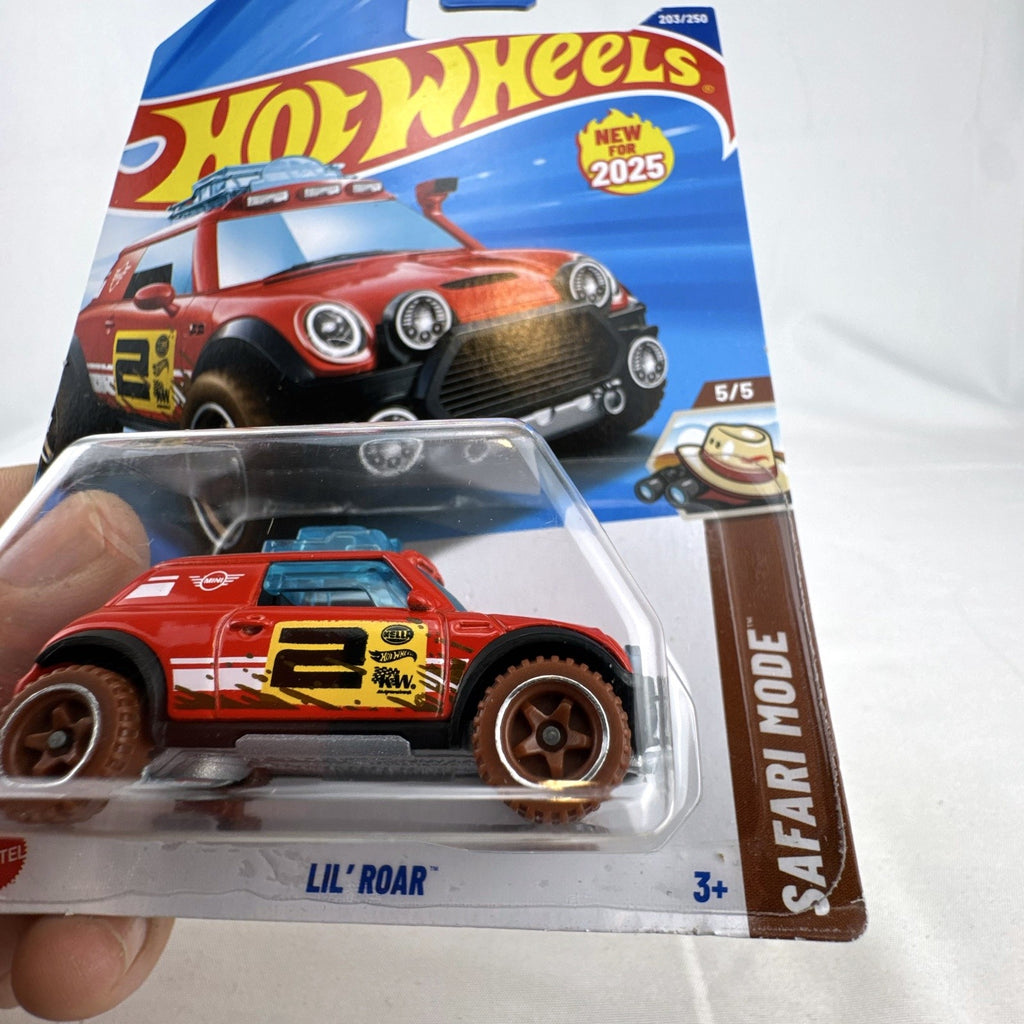 Hot Wheels Lil' Roar 2003 MINI Cooper Safari Mode red 1:64 scale diecast car sealed in original packaging card.