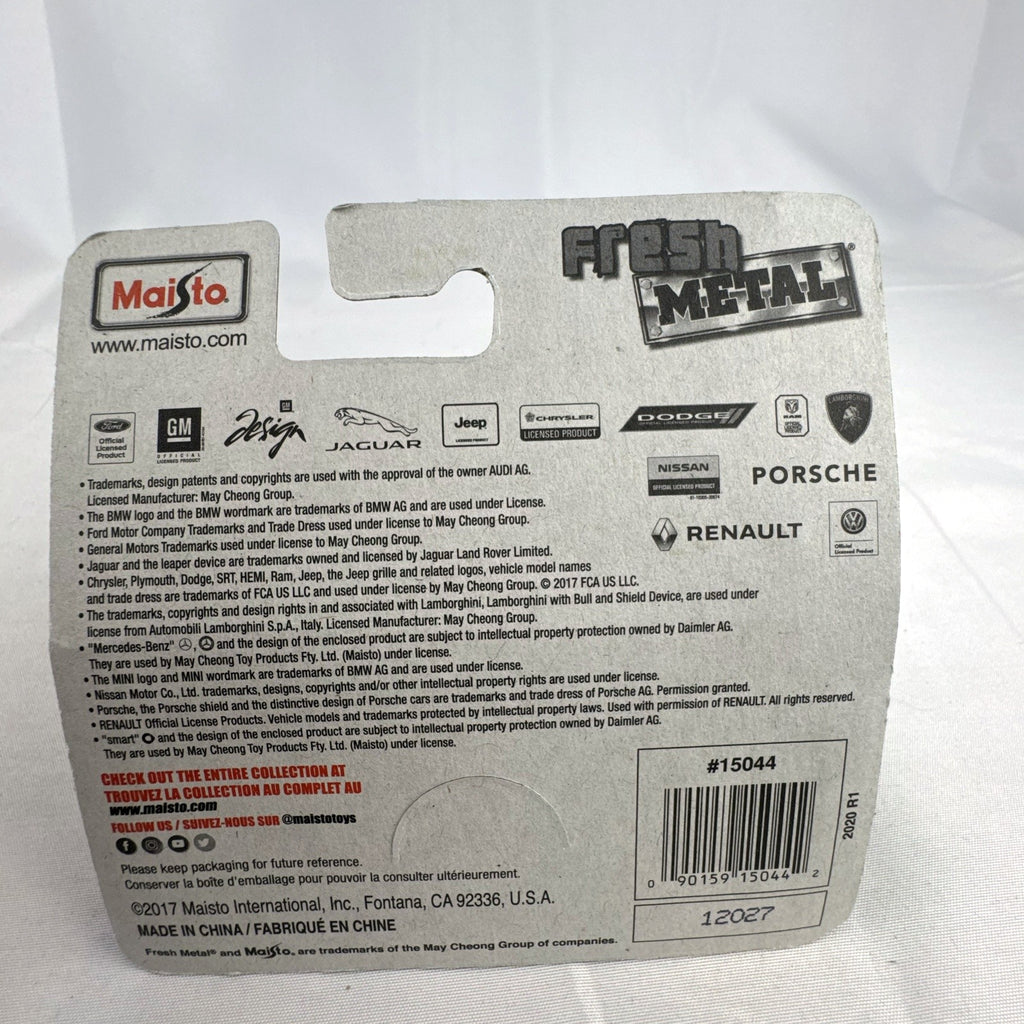 Maisto Fresh Metal 1:64 scale 2014 red Chevrolet Corvette C7 Stingray diecast car sealed on card packaging