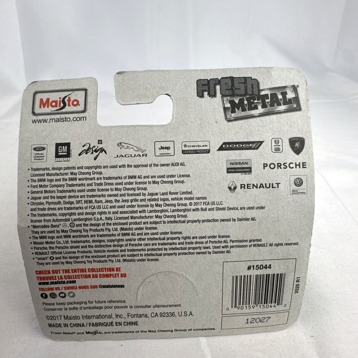 Maisto Fresh Metal 1:64 scale 2014 red Chevrolet Corvette C7 Stingray diecast car sealed on card packaging
