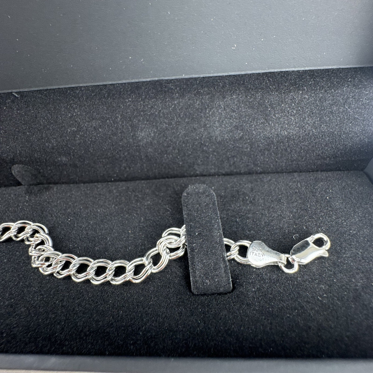 Zales 925 sterling silver double link charm bracelet with original presentation box