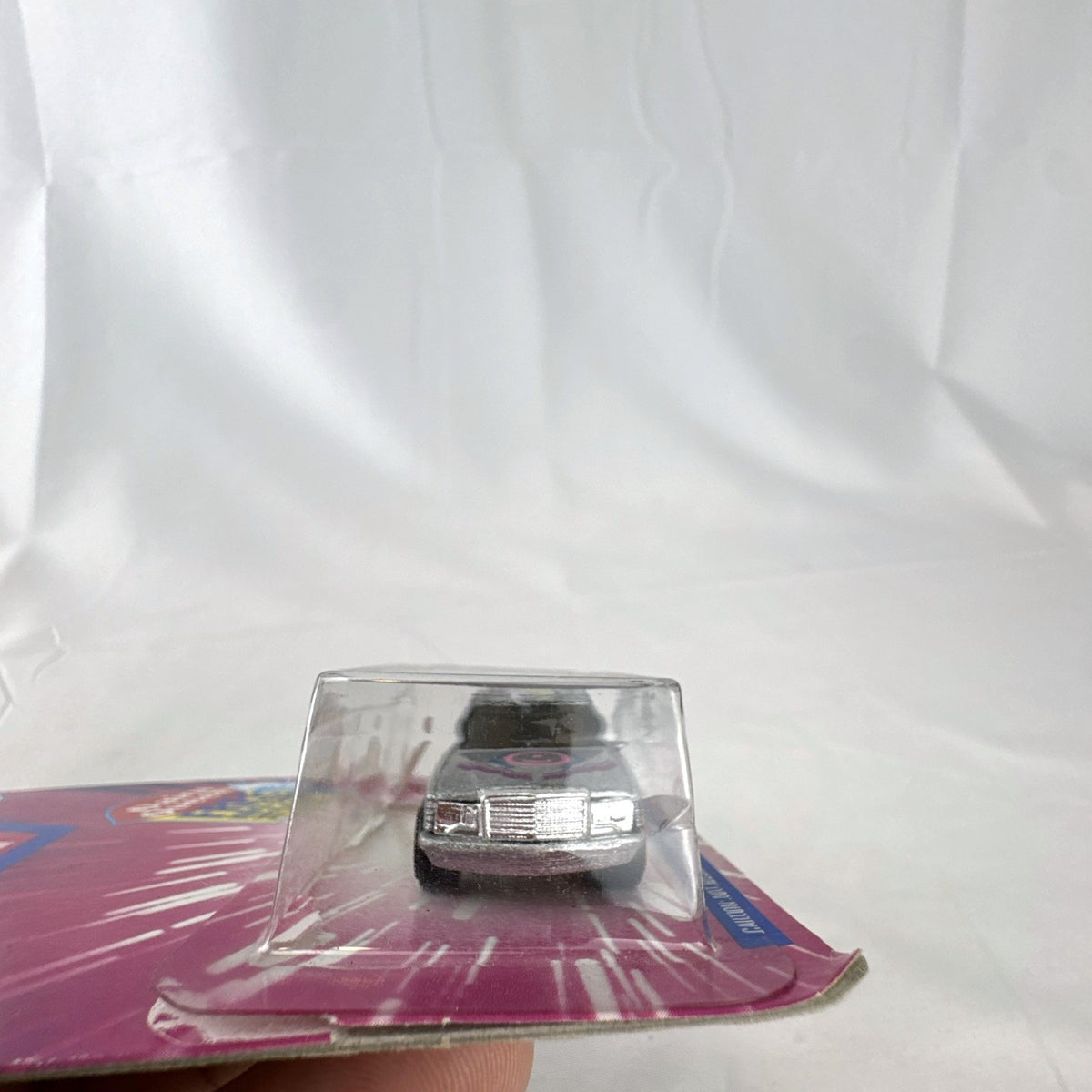 Hot Wheels 1993 Mercedes-Benz 380 SEL Revealers Dairy Queen promo card diecast car in original packaging