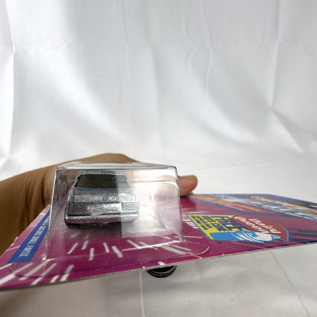 Hot Wheels 1993 Mercedes-Benz 380 SEL Revealers Dairy Queen promo card diecast car in original packaging