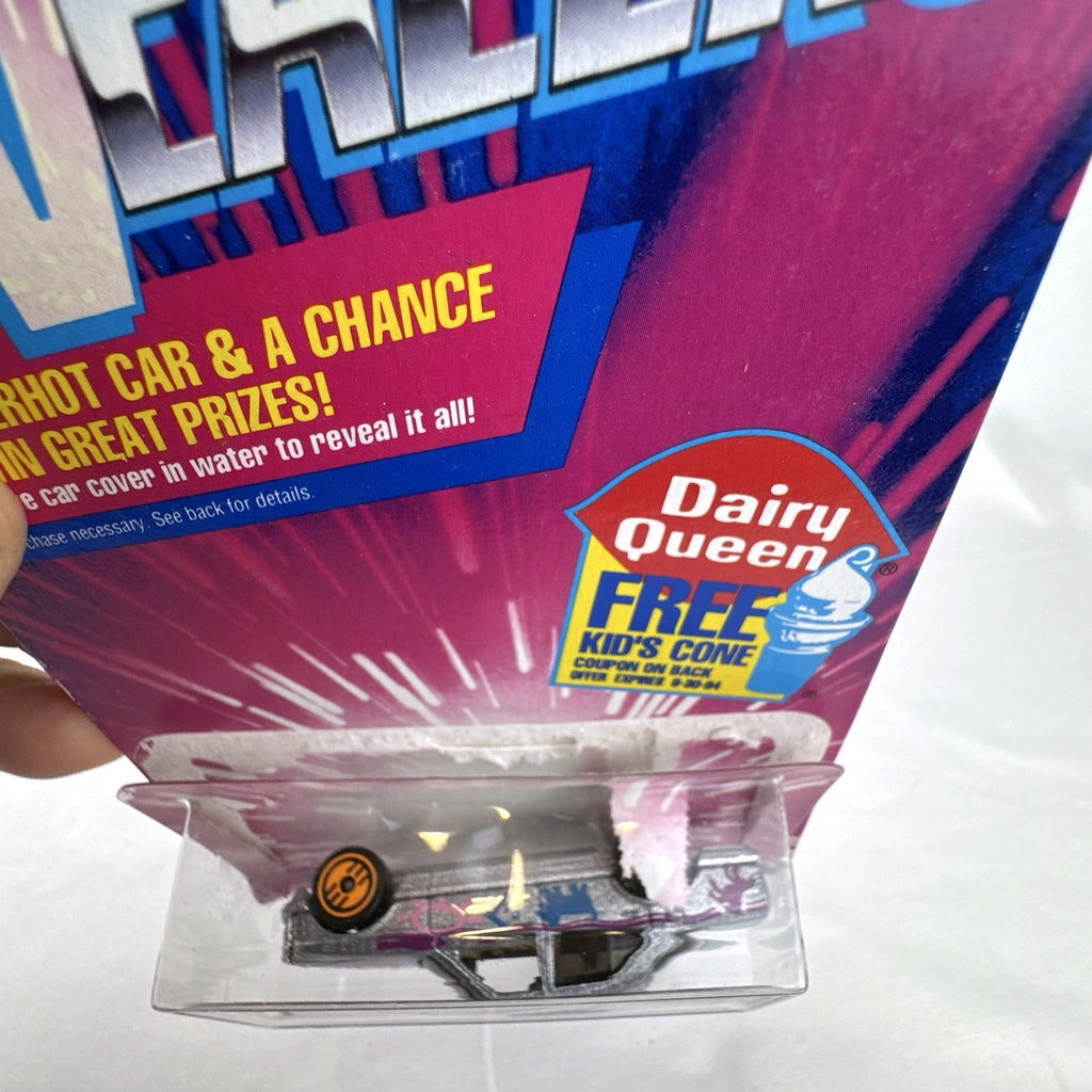 Hot Wheels 1993 Mercedes-Benz 380 SEL Revealers Dairy Queen promo card diecast car in original packaging